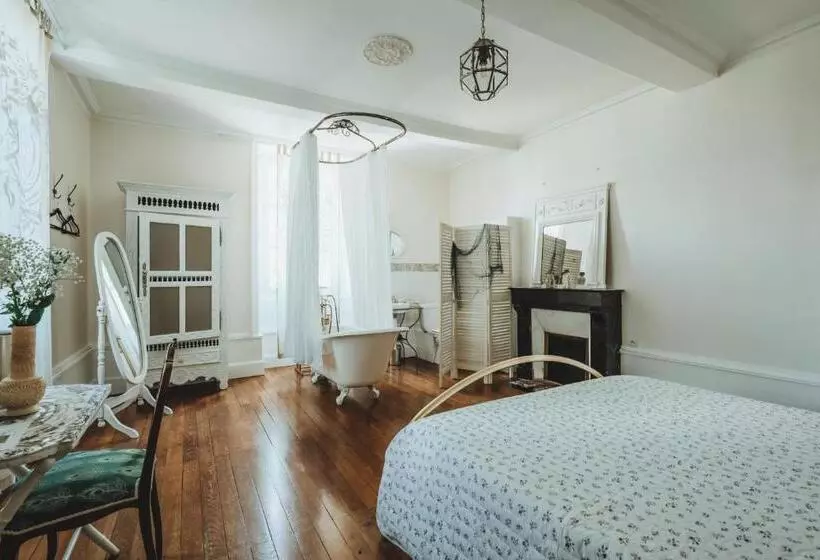 ベッドアンドブレックファースト Château Du Guérinet