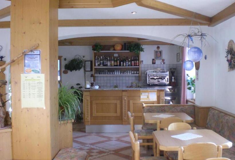 ホテル Albergo Pensione Serenetta