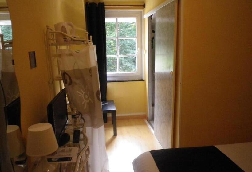 בית מלון כפרי Ermitage Du Moulin Labotte