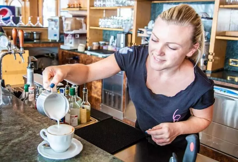 Hotelli Garnì Bellavista