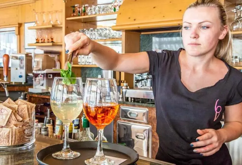 Hotelli Garnì Bellavista