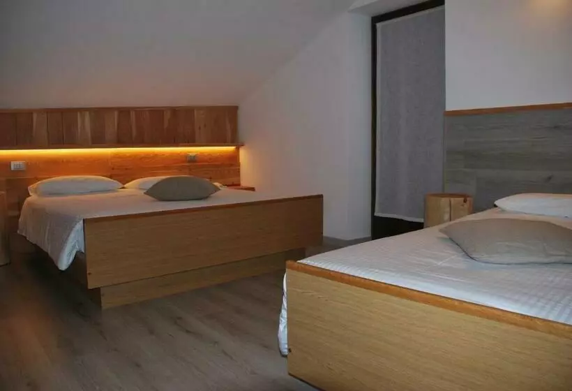 Hotelli Garnì Zanella