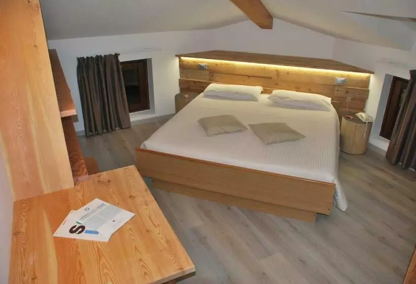 Hotelli Garnì Zanella