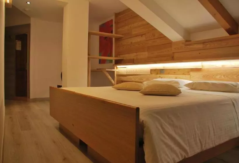 Hotelli Garnì Zanella