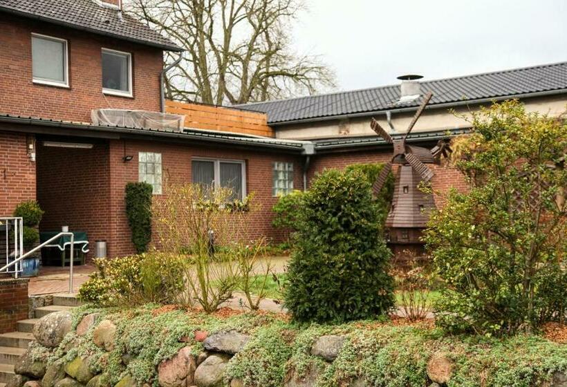 ホテル Garni Landgasthof Lüchau