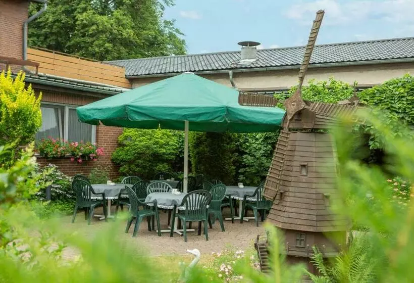 ホテル Garni Landgasthof Lüchau