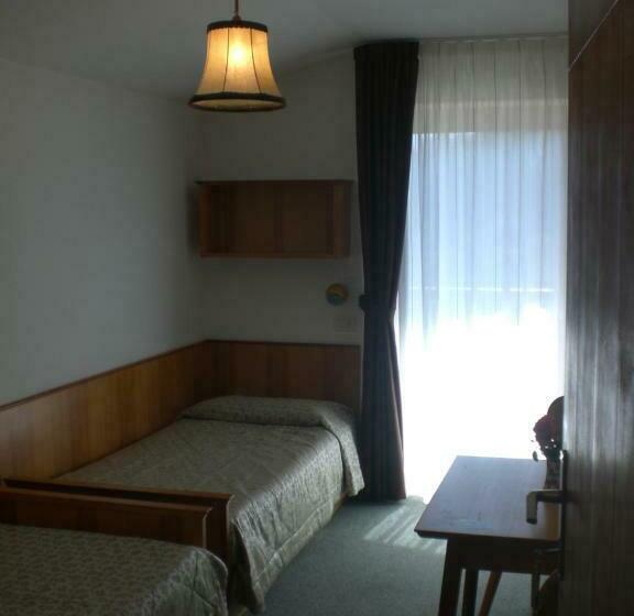 ホテル Albergo Pensione Serenetta