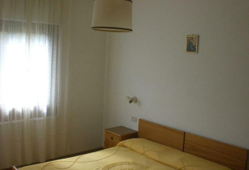 ホテル Albergo Pensione Serenetta