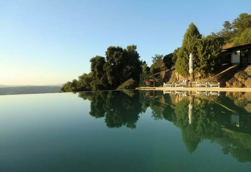 ホテル Quinta Das Aveleiras