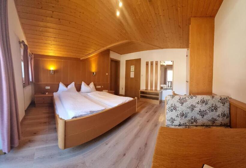 Отель Reiterhof Edelweiss