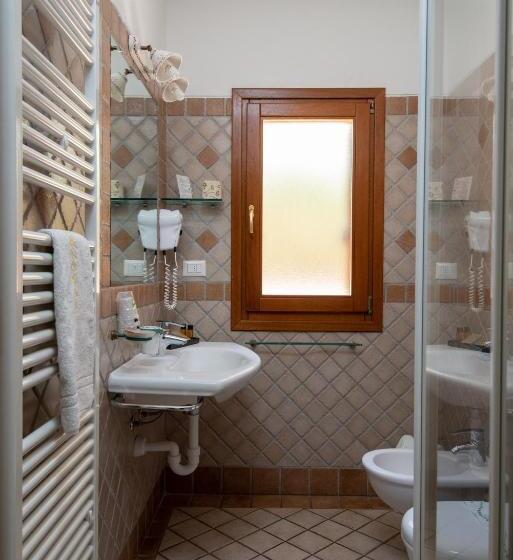 ペンション Affittacamere S Alzola