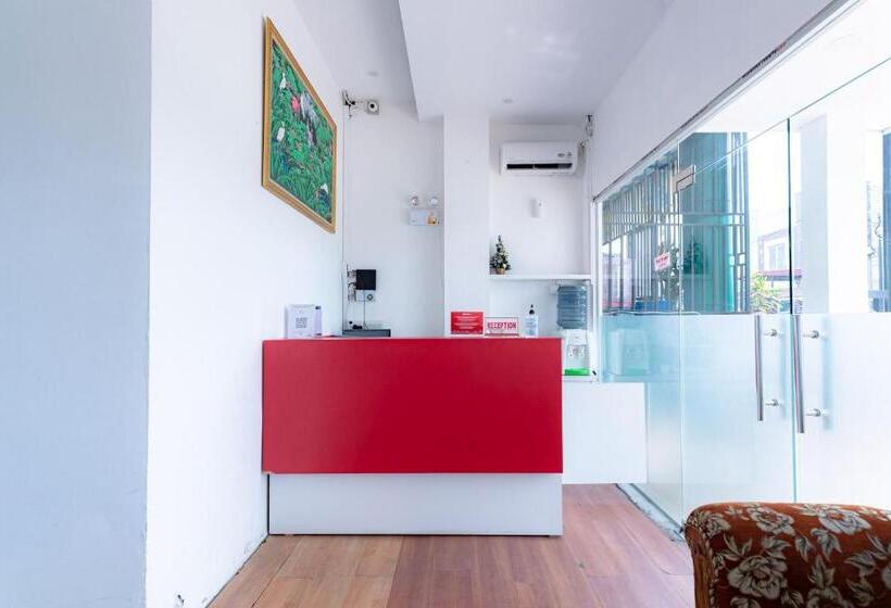פנסיון Reddoorz Near Hang Nadim Batam Airport