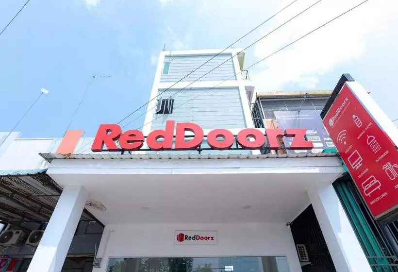 ペンション Reddoorz Near Hang Nadim Batam Airport