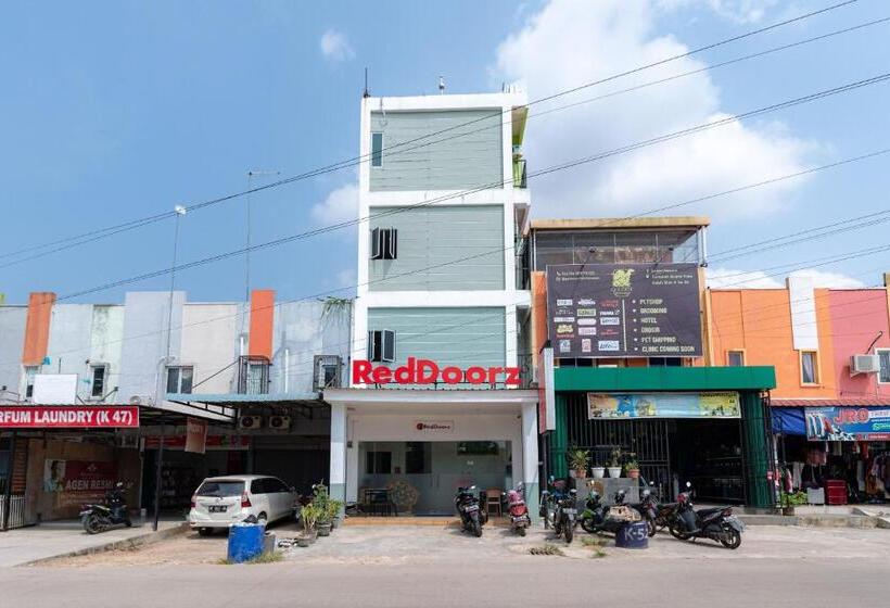פנסיון Reddoorz Near Hang Nadim Batam Airport
