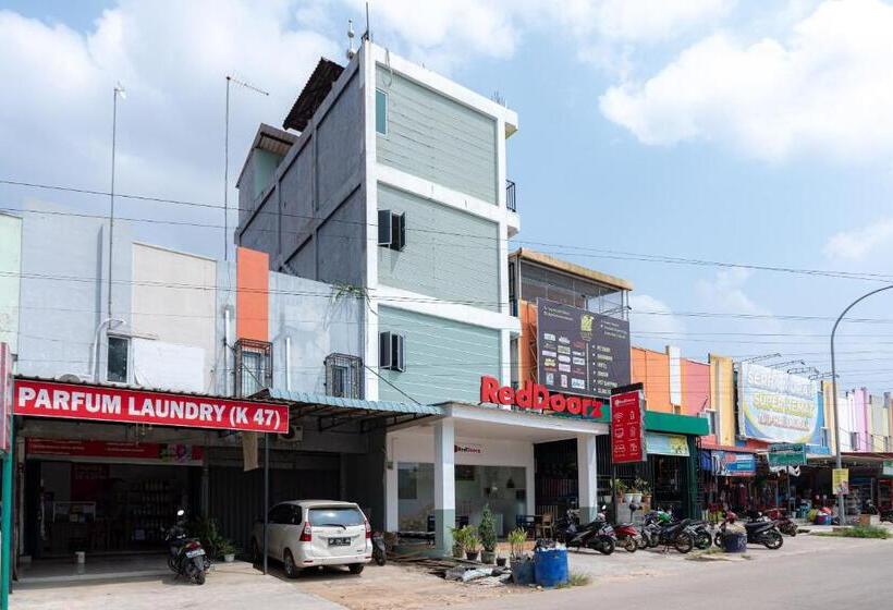 פנסיון Reddoorz Near Hang Nadim Batam Airport