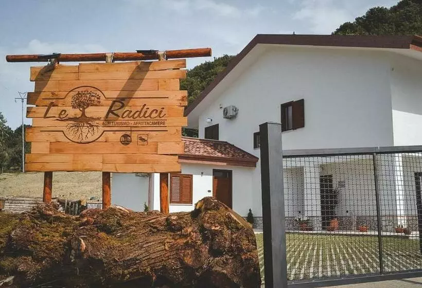 Aamiaismajoitus (B&B) Le Radici Laviano