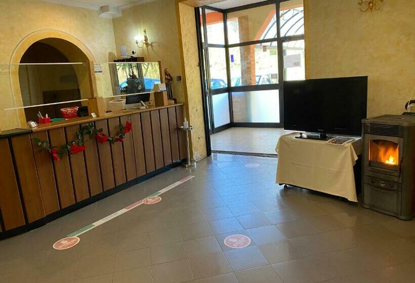 ホテル Ferramonti