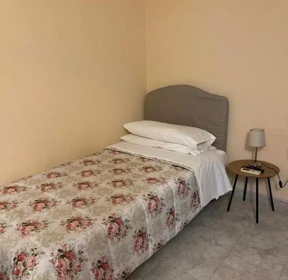 هتل Ferramonti