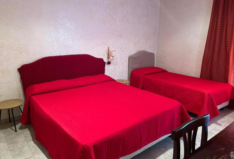 ホテル Ferramonti