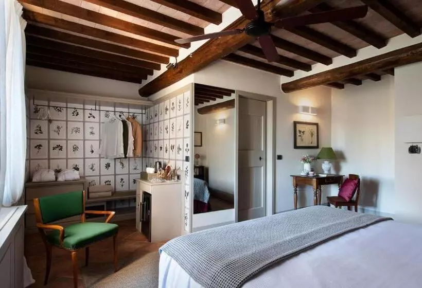 ホテル La Moscadella