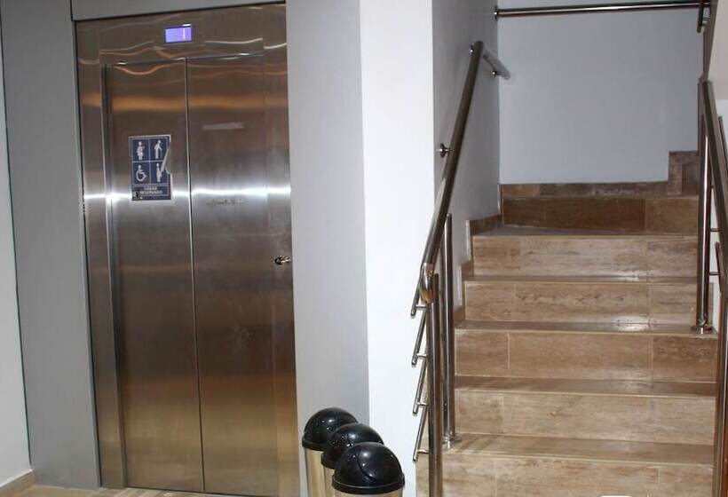 ホテル Qoya Palace Machupicchu