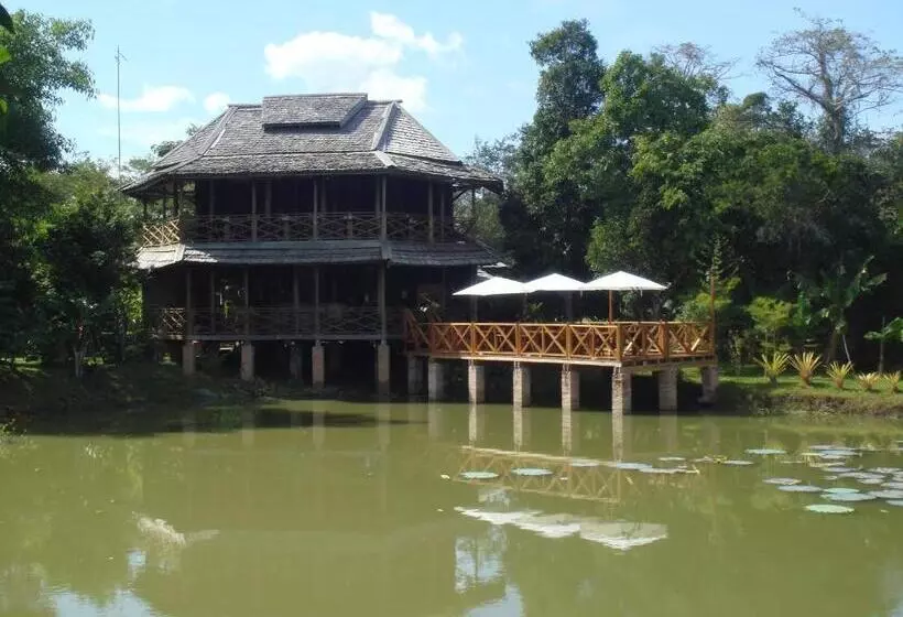 Lomakeskus Kingfisher Ecolodge