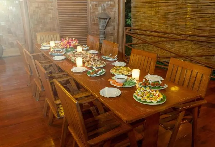 Lomakeskus Kingfisher Ecolodge