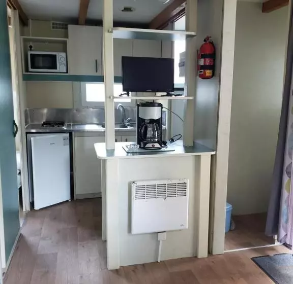 Aamiaismajoitus (B&B) Le Moulin D Onclaire Camping Et Chambres D Hôtes