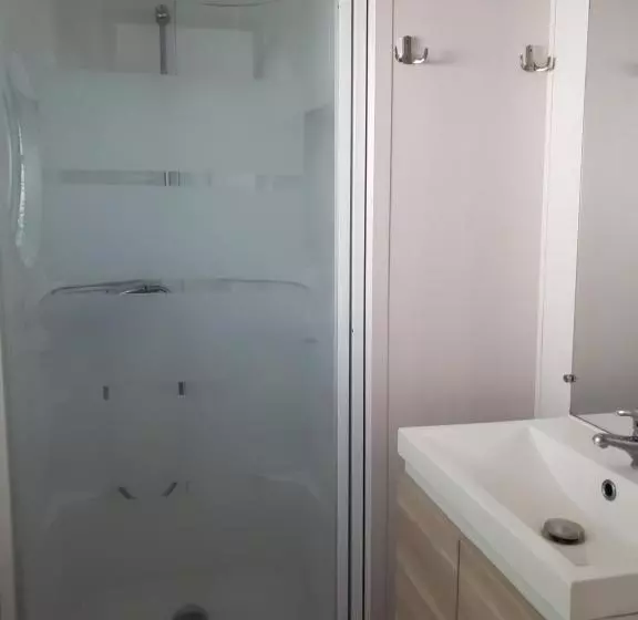 Aamiaismajoitus (B&B) Le Moulin D Onclaire Camping Et Chambres D Hôtes