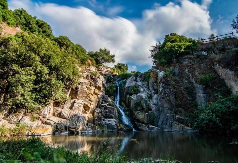 فندق Agriturismo Carrucana