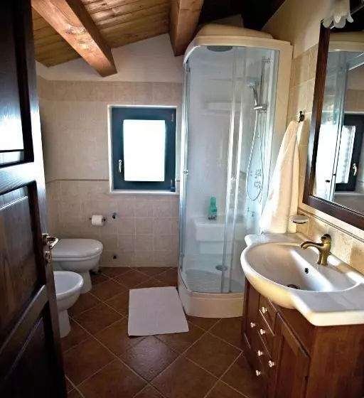 ホテル Agriturismo Miracco Atanasio Franco Il Maniero