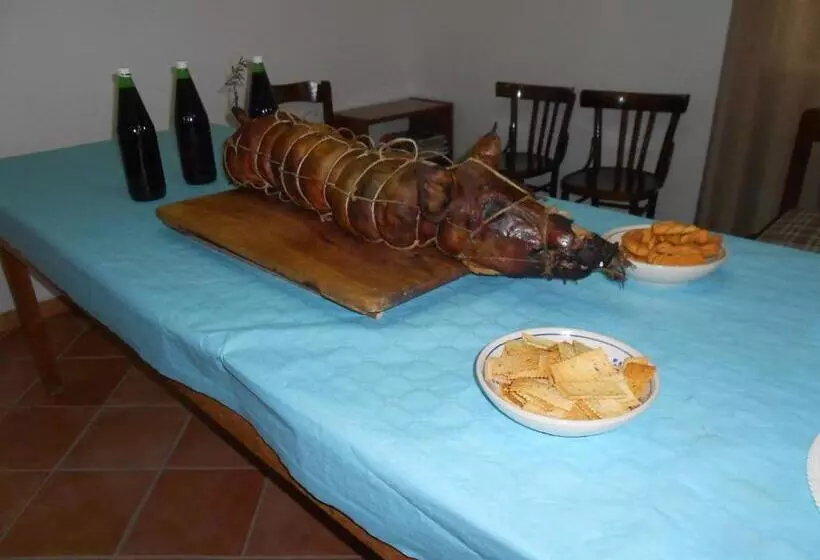 ホテル Agriturismo Miracco Atanasio Franco Il Maniero