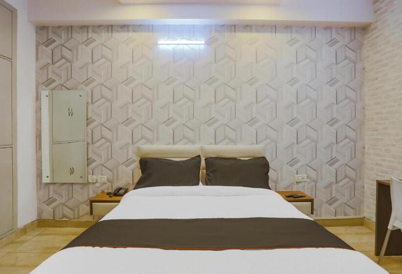 호텔 Collection O 78374 Collection O Essendi Hospitalities Llp