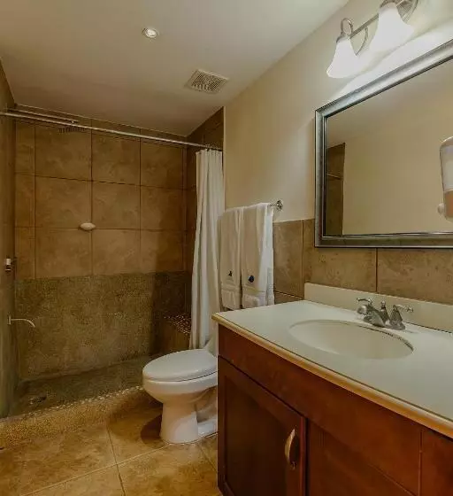 Hotelli Gran Pacifica Beach Resort & Homes