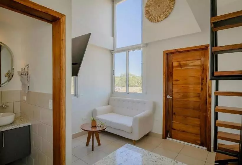 Hotelli Gran Pacifica Beach Resort & Homes