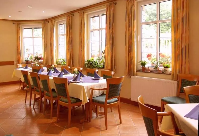 Hotelli Landhaus Schend