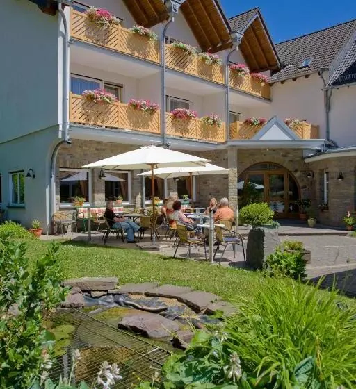 Hotelli Landhaus Schend