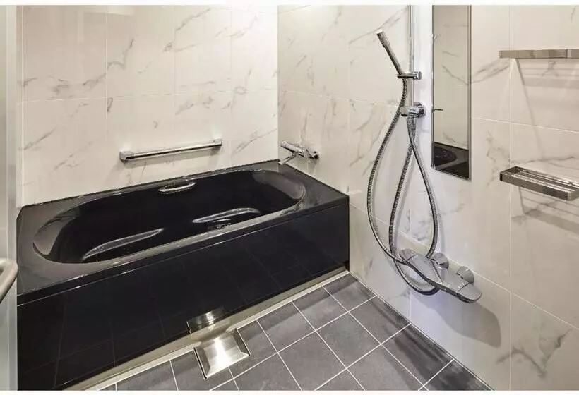 Hotelli Lumiere Grande Nagareyamaotakanomori