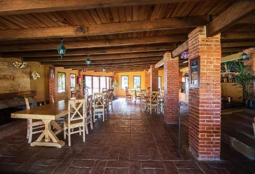 ホテル Pozo Viejo