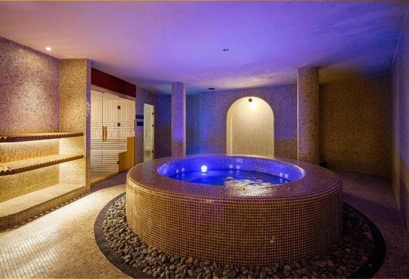 Venus Hotel Tam đảo