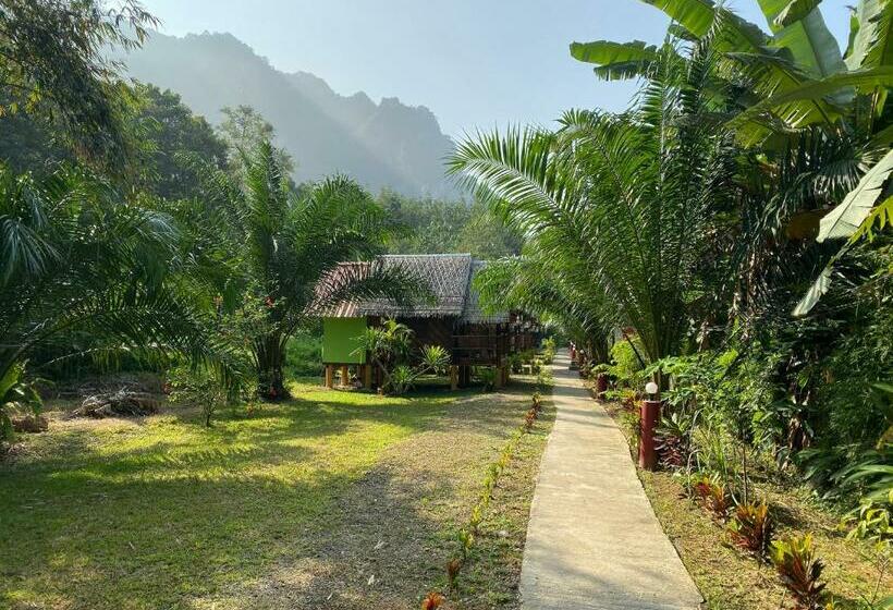 Khaosok Bamboo Huts Resort