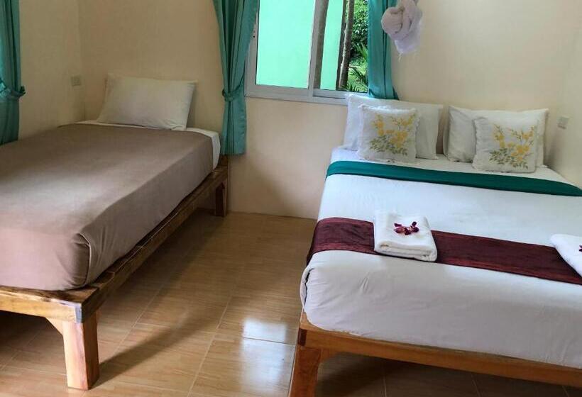 Khaosok Bamboo Huts Resort