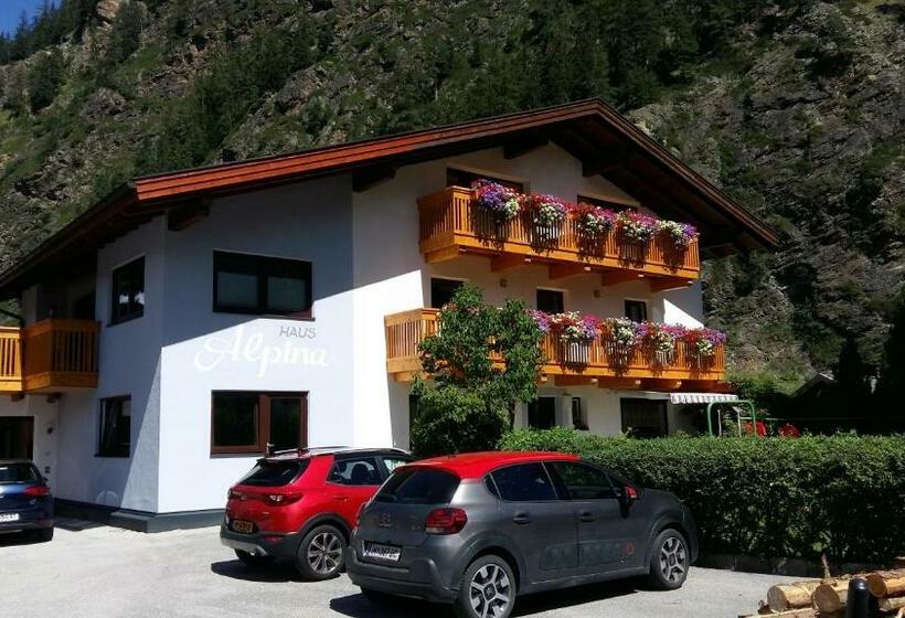 פנסיון Haus Alpina