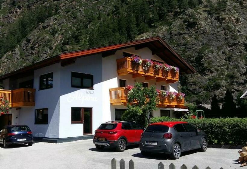 פנסיון Haus Alpina