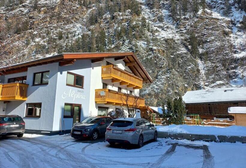 פנסיון Haus Alpina