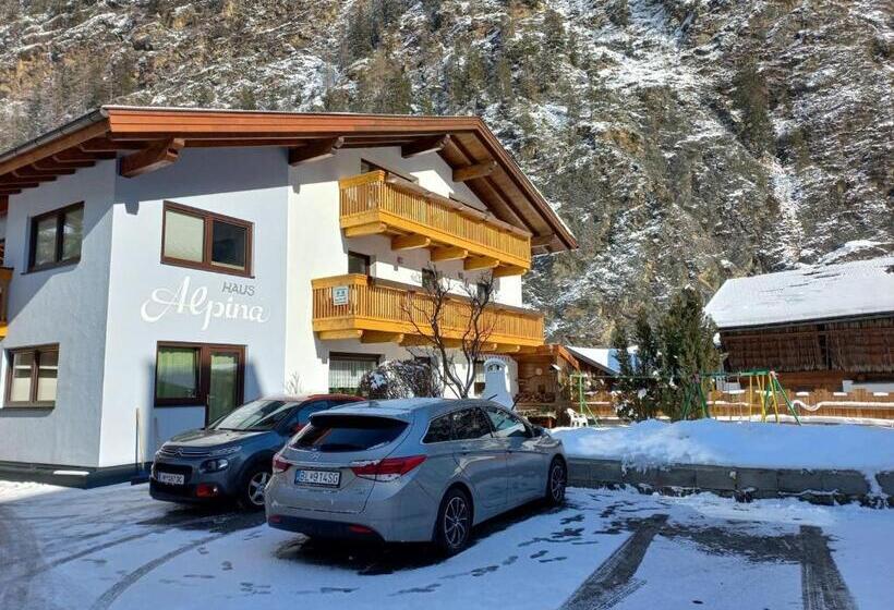 פנסיון Haus Alpina