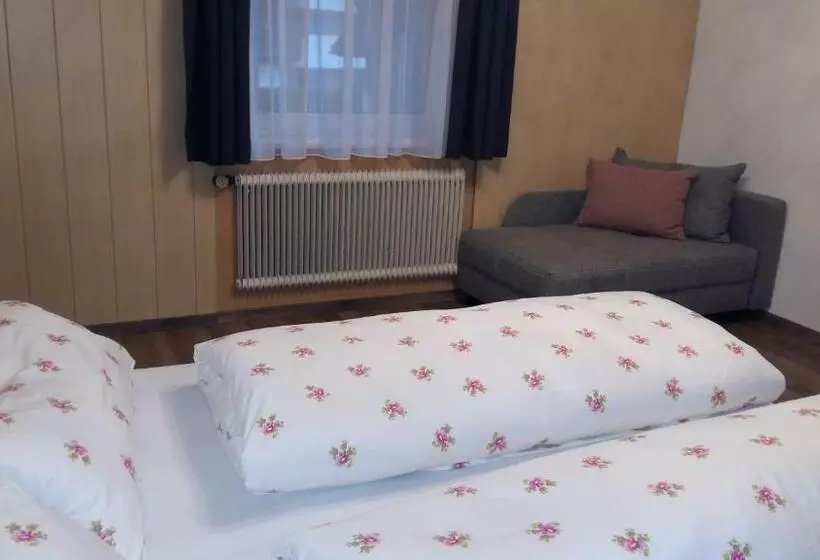 Majatalo Haus Alpina