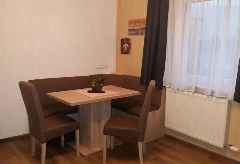 Majatalo Haus Alpina