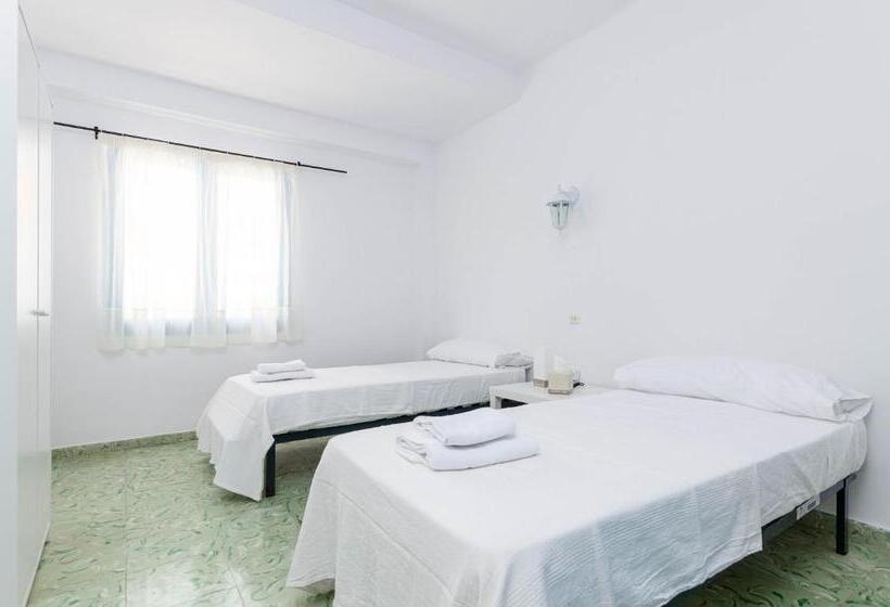 Пансион La Marina Ch