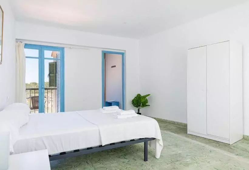 ペンション La Marina Ch